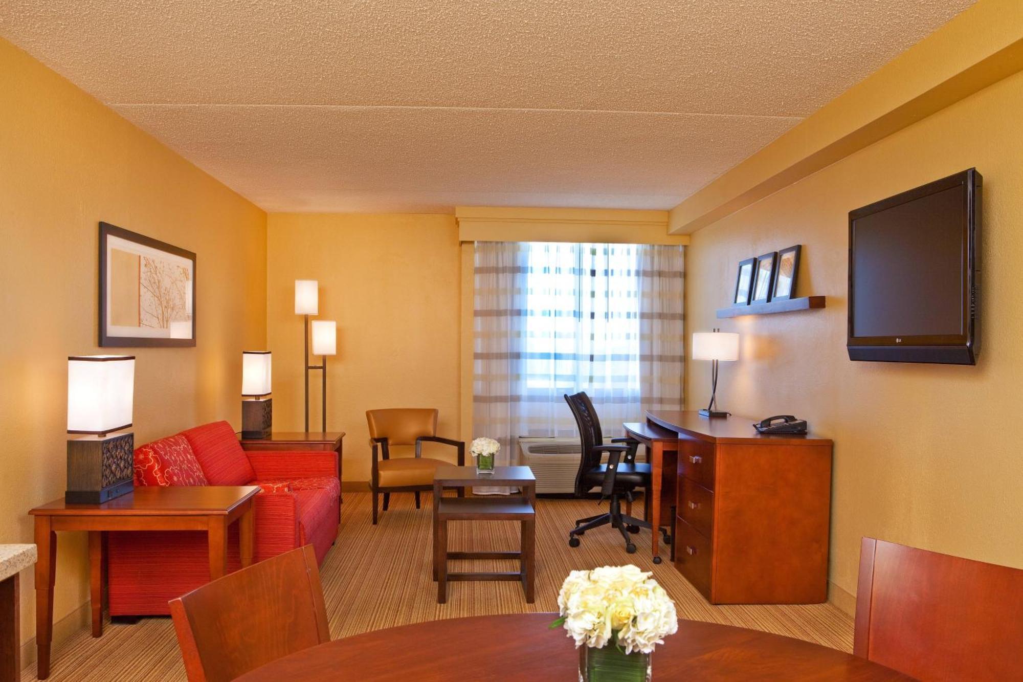 Hotel Courtyard By Marriott Alexandria Pentagon South Zewnętrze zdjęcie